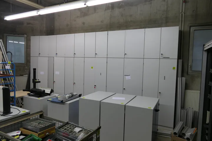 6x Schrank, ohne Inhalt Maße in cm ca.: 90/120 x 51 x 288